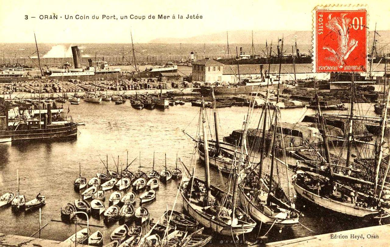 Oran- 165- travail sur les quais.jpg